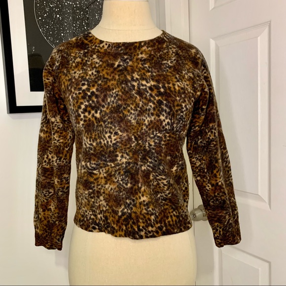 Pierre Cardin Sweaters - Vintage PIERRE CARDIN Mixed Leopard Print Lambswool 3/4 Sleeve Sweater sz XS/S